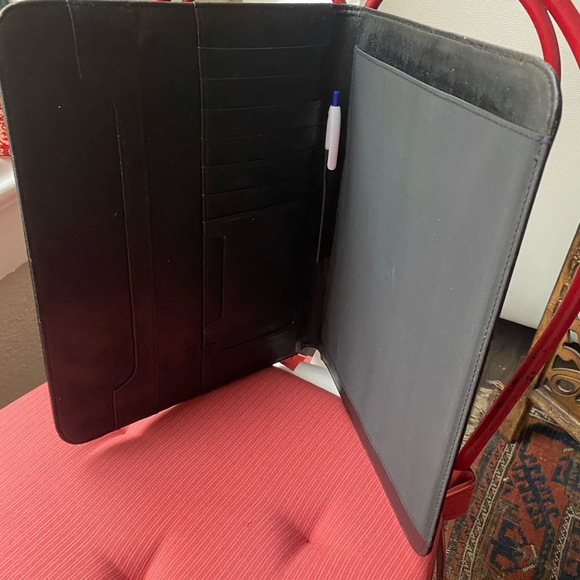 BANK OF AMERICA PORTFOLIO Size 12 x 19 x 1 Inches - Picture 3 of 3